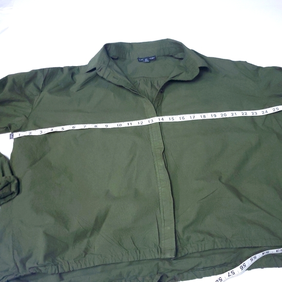 Thread Story Green ButtonDown Shirt - Picture 6 of 7